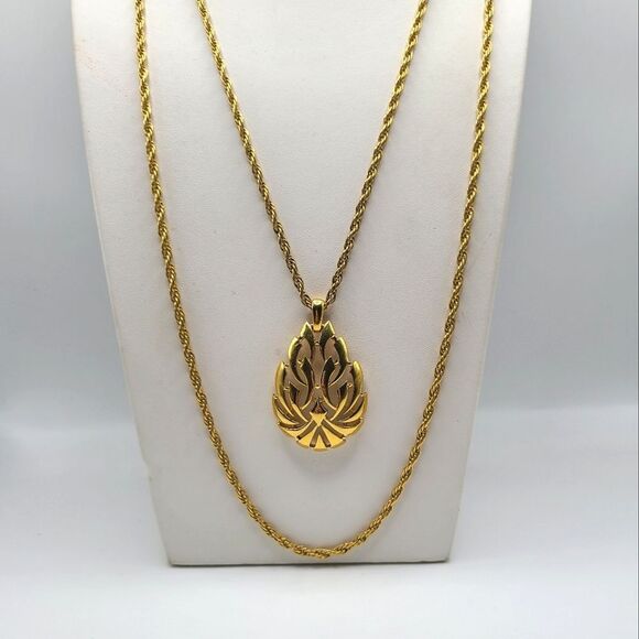 Vintage Crown Trifari Necklace - Picture 6 of 8